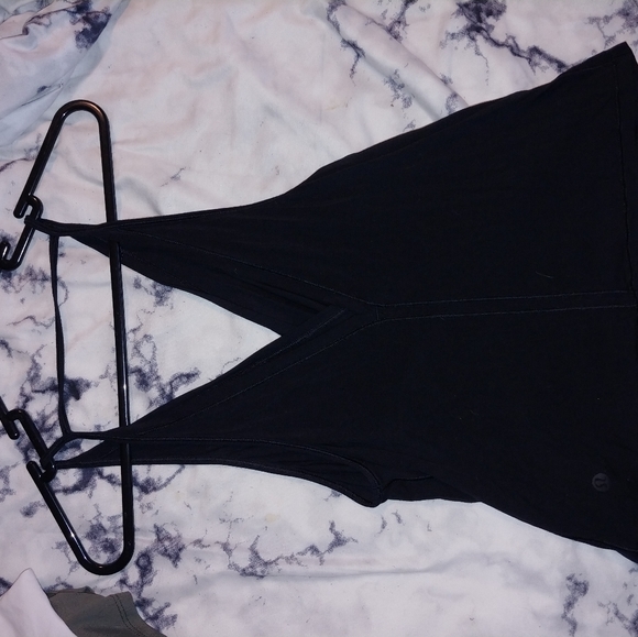 Lululemon plunging neck tank - Picture 2 of 5